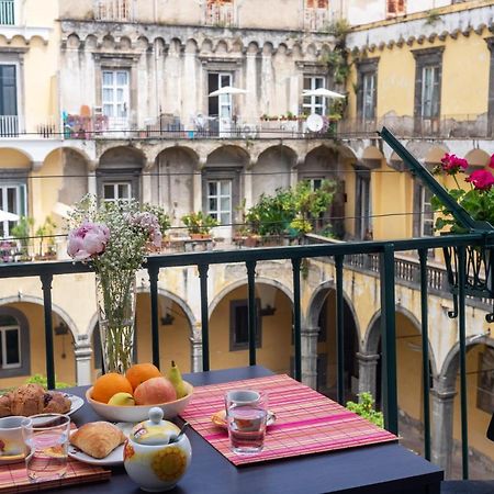 Cloistervista Apartment Napoli Bagian luar foto