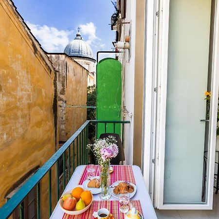 Cloistervista Apartment Napoli Bagian luar foto