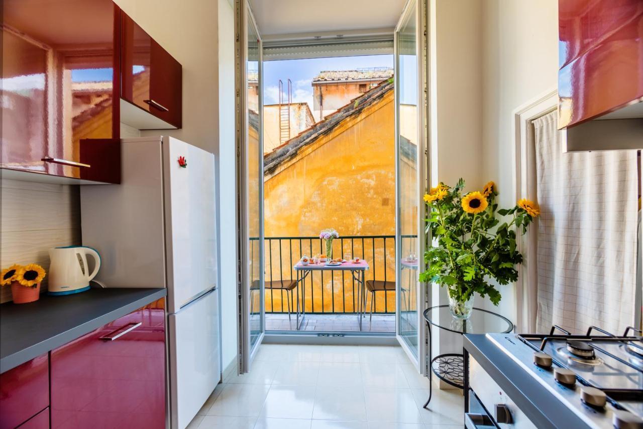 Cloistervista Apartment Napoli Bagian luar foto