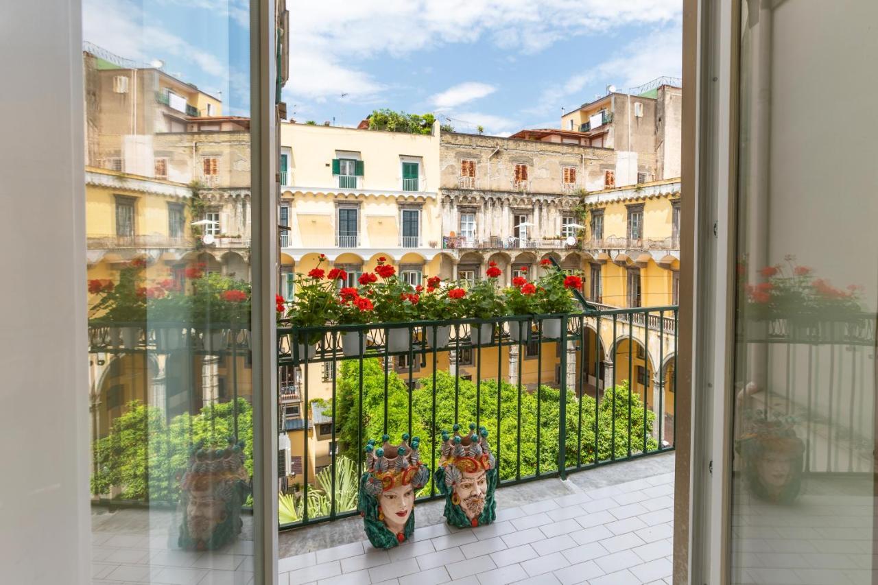 Cloistervista Apartment Napoli Bagian luar foto